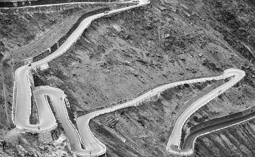 Navigating the path of web design Navigating the path of web design